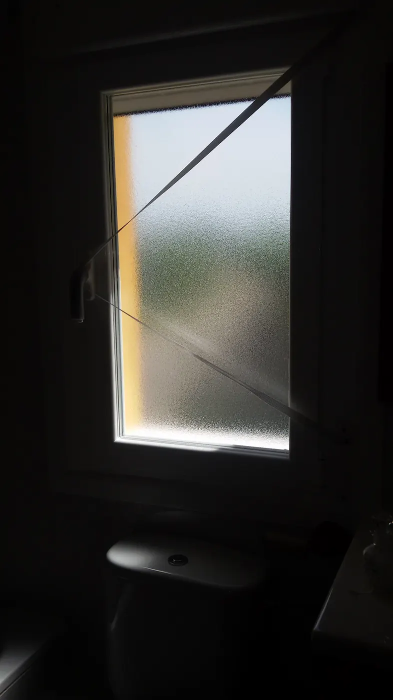 Trabajo de Alucisa para particulares — detalle de la instalación