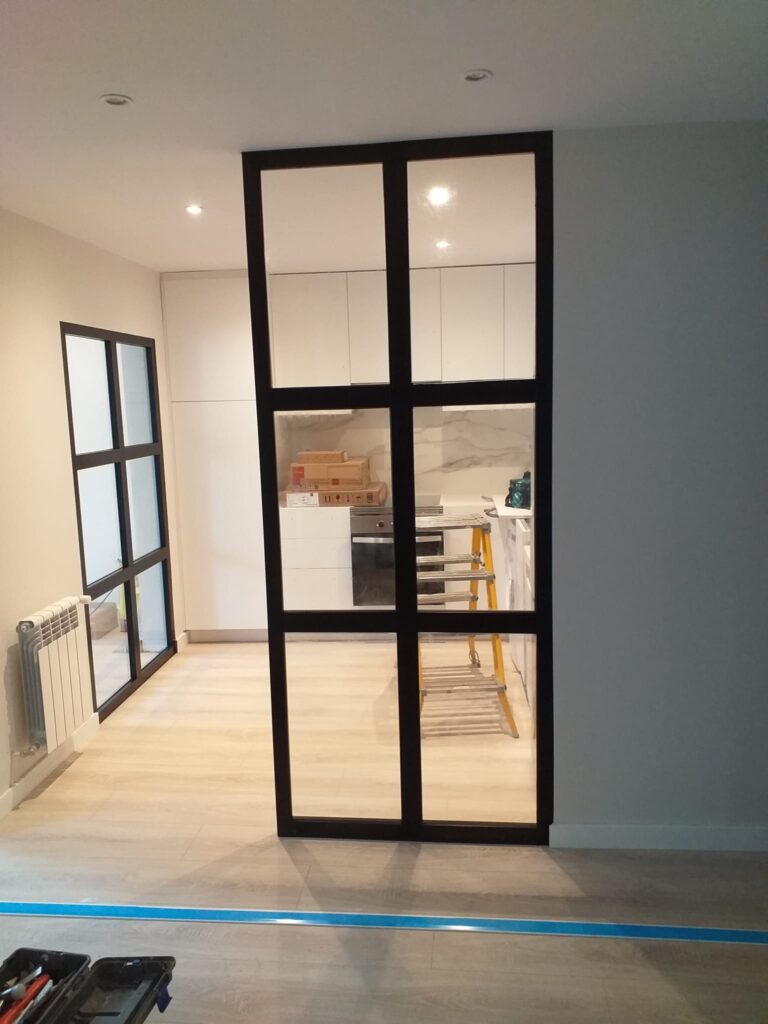 pérgola bioclimática cristalería